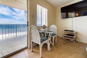 Emerald Skye by Luxury Gulf Rentals