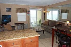 Emerald Skye by Sands of Alabama