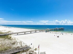 Emerald Skye by Vacasa