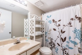 Lei Lani by Hosteeva