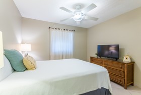 Lei Lani by Hosteeva