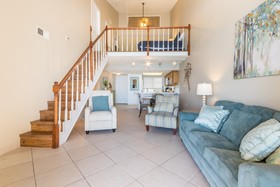 Lei Lani by Hosteeva