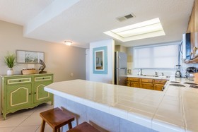 Lei Lani by Hosteeva