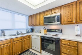 Lei Lani by Hosteeva