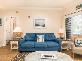 Palm Beach Resort by Vacasa