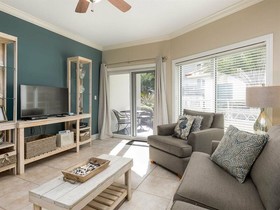 Palm Beach Resort by Vacasa