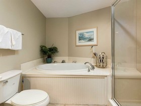 Palm Beach Resort by Vacasa