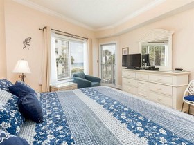 Palm Beach Resort by Vacasa