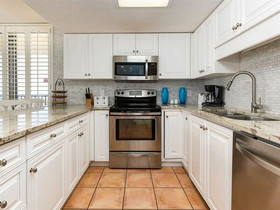 Phoenix East II by Meyer Vacation Rentals