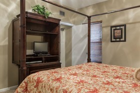 ResortQuest Rentals at Phoenix Condominiums