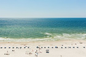 ResortQuest Rentals at Phoenix Condominiums
