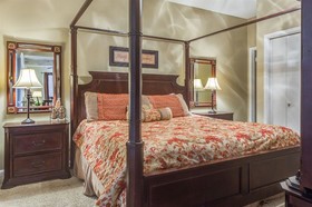 ResortQuest Rentals at Phoenix Condominiums