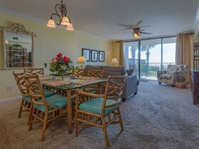 Romar Tower by Vacasa