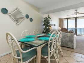 Romar Tower by Vacasa