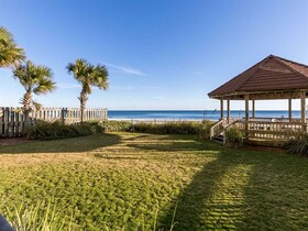 Romar Tower by Vacasa