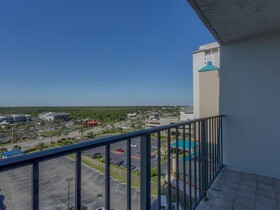 Romar Tower by Vacasa