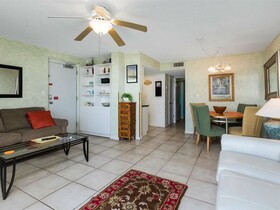 Romar Tower by Vacasa