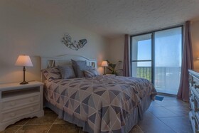 Romar Tower by Vacasa