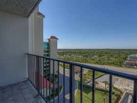 Romar Tower by Vacasa