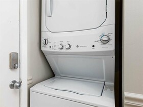 Romar Tower by Vacasa