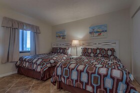 Romar Tower by Vacasa