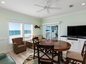 Sapphire by Meyer Vacation Rentals