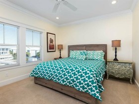 Sapphire by Meyer Vacation Rentals