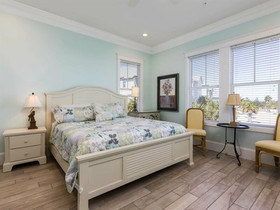 Sapphire by Meyer Vacation Rentals