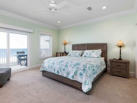 Sapphire by Meyer Vacation Rentals