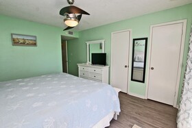 Seascape by Youngs Suncoast