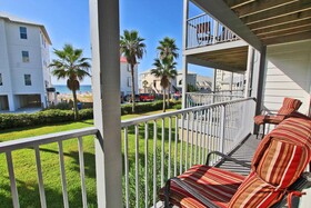 Seascape by Youngs Suncoast