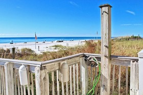 Shoalwater by Redawning