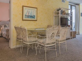 Shoalwater by Redawning