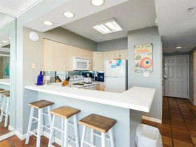 Silver Beach Condo by Meyer Vacation Rentals