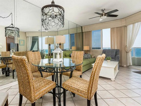 Silver Beach Condo by Meyer Vacation Rentals