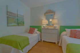 Silver Beach Condo by Meyer Vacation Rentals