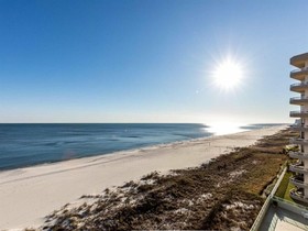 Silver Beach Condo by Meyer Vacation Rentals