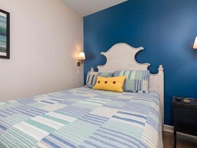 Silver Beach Condo by Meyer Vacation Rentals