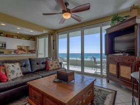 Silver Beach Condo by Meyer Vacation Rentals