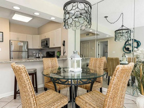 Silver Beach Condo by Meyer Vacation Rentals