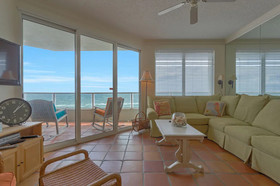 Silver Beach Condo by Meyer Vacation Rentals