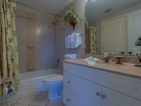 Silver Beach Condo by Meyer Vacation Rentals