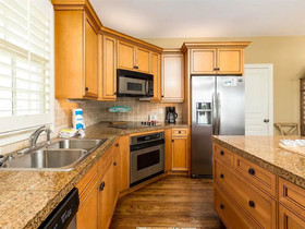 Southern Comfort by Meyer Vacation Rentals