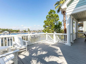 Southern Comfort by Meyer Vacation Rentals