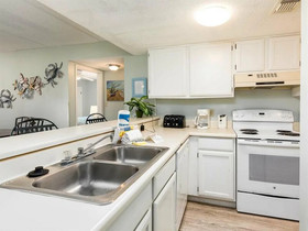 Sugar Beach by Vacasa