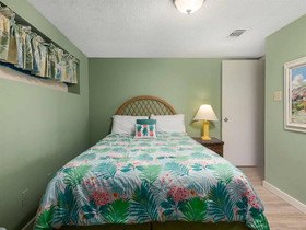 Sugar Beach by Vacasa