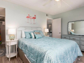 Sugar Beach by Vacasa