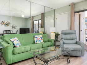 Sugar Beach by Vacasa