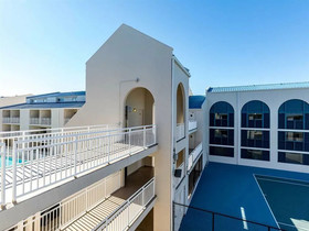 Sugar Beach by Vacasa