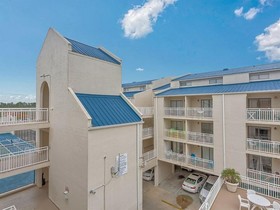 Sugar Beach by Vacasa